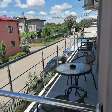 ゲストハウス Casa Constantin Vic エフォリエ・ノルド