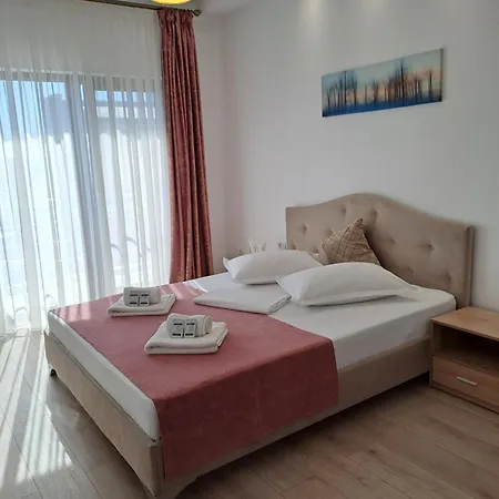 Casa Constantin Vic